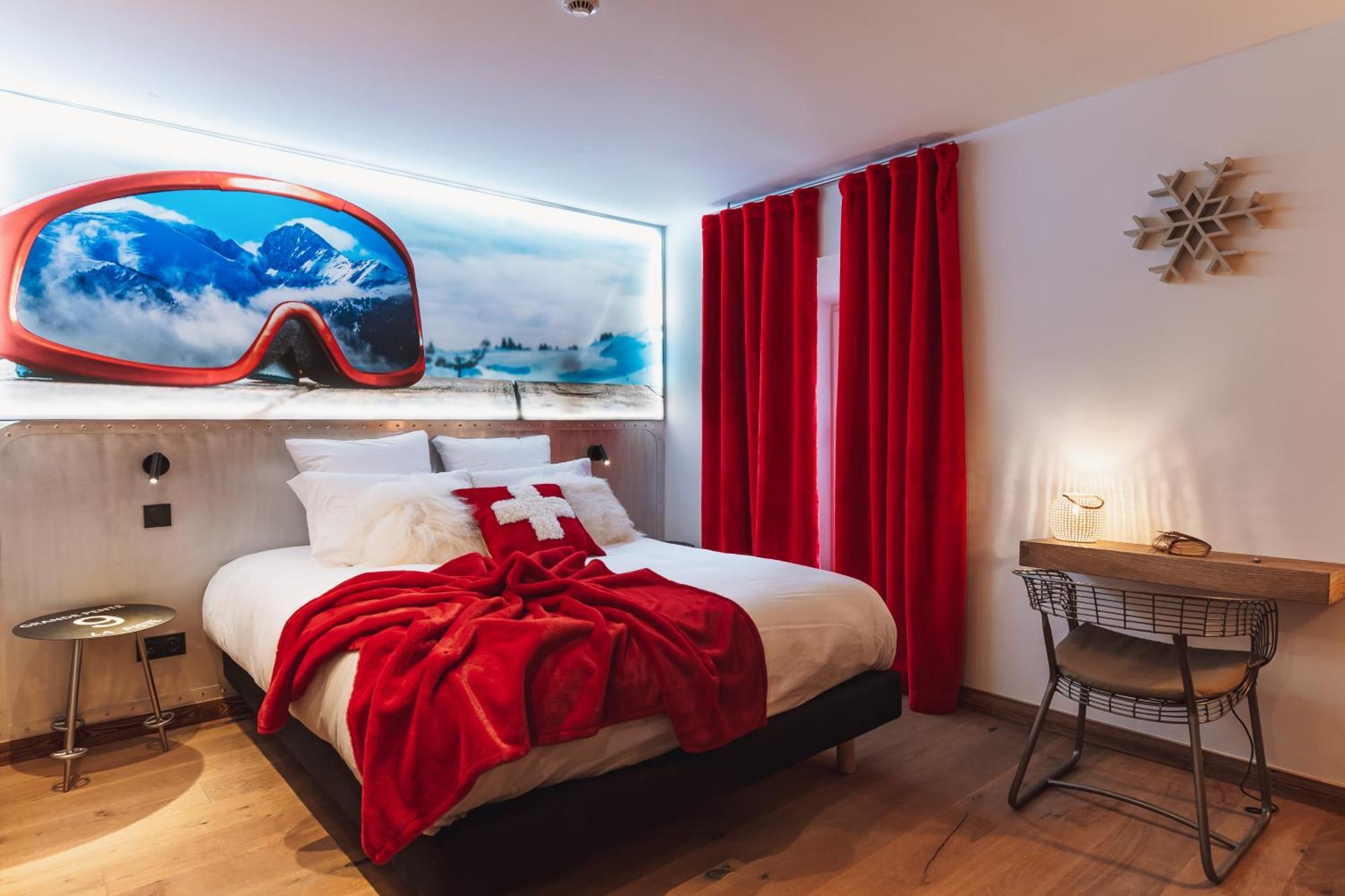 Grand Hotel L'Ermitage Font-Romeu-Odeillo-Via Luaran gambar